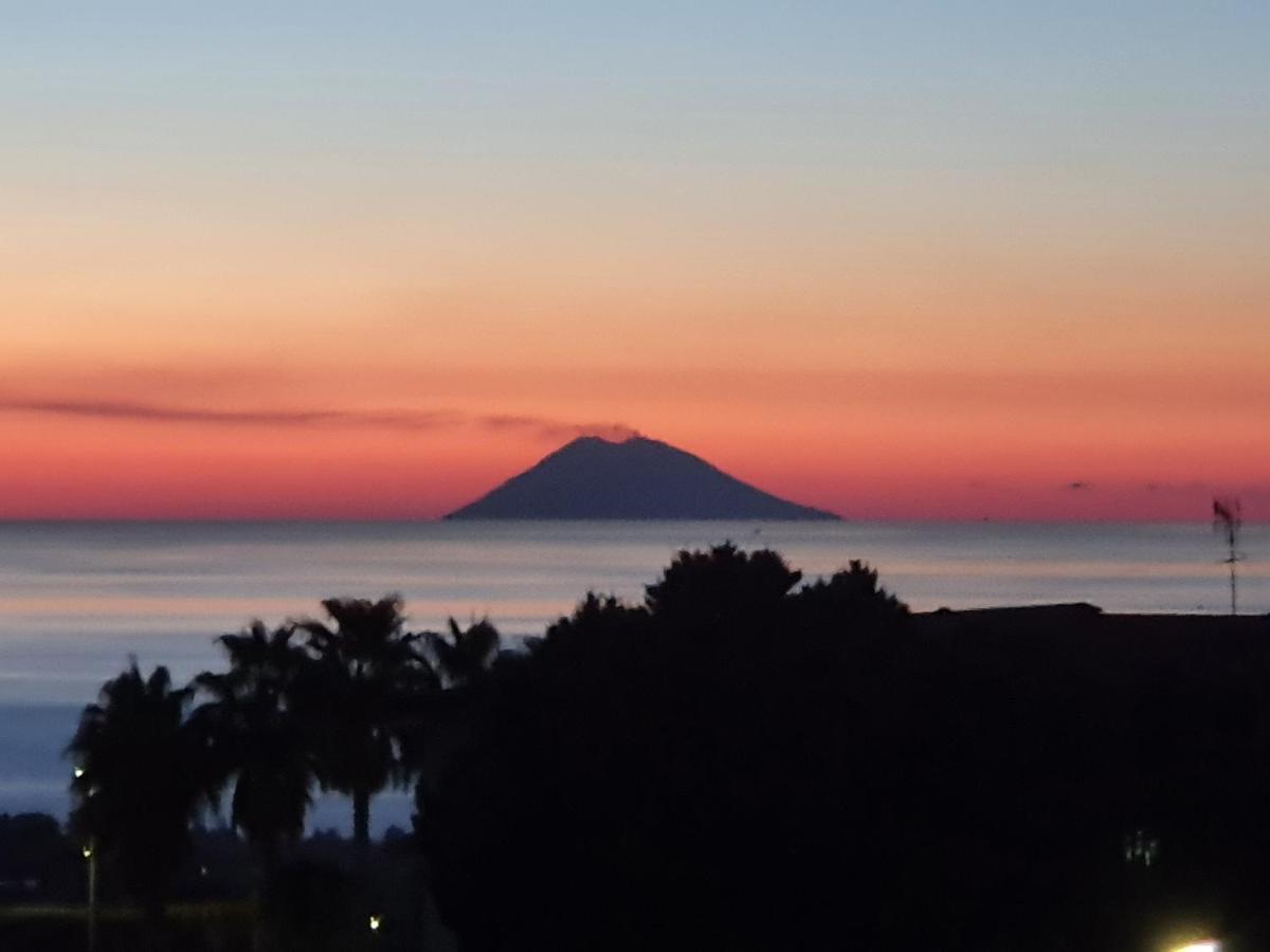 Laura Casa Vacanze Capo Vaticano Exterior photo